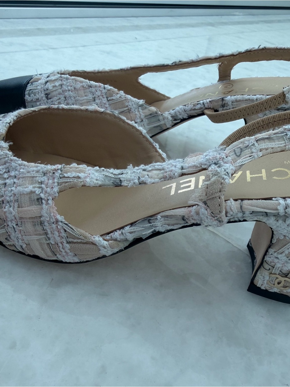 CHANEL Pink Tweed Slingback Heels with Black Cap Toe - Picture 5 of 9